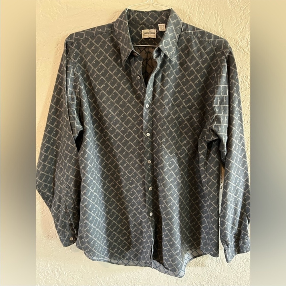 Neiman Marcus gray long sleeve front button men's shirt size L